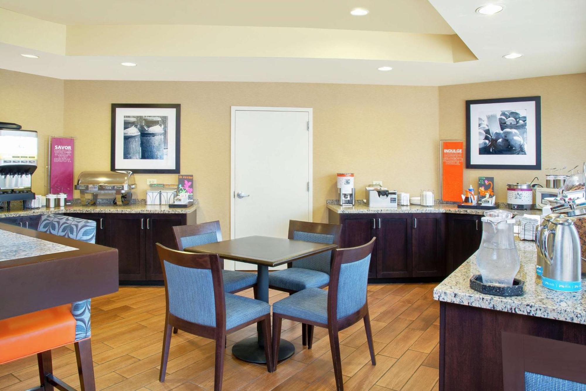Hampton Inn Merrillville Bagian luar foto