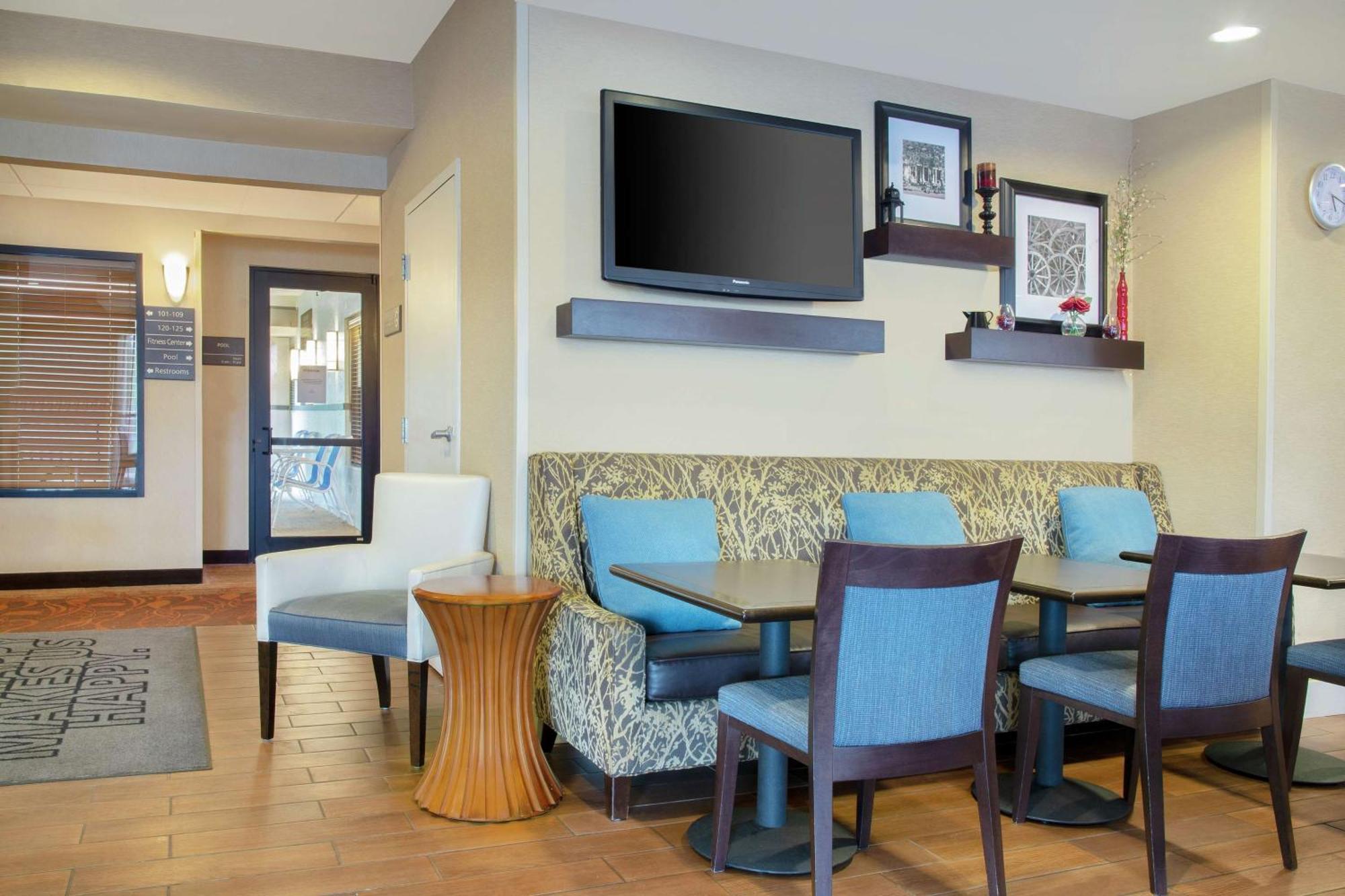 Hampton Inn Merrillville Bagian luar foto