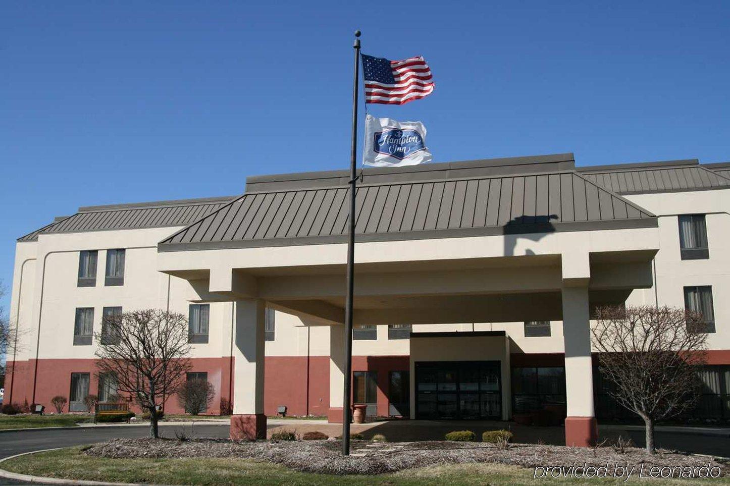 Hampton Inn Merrillville Bagian luar foto
